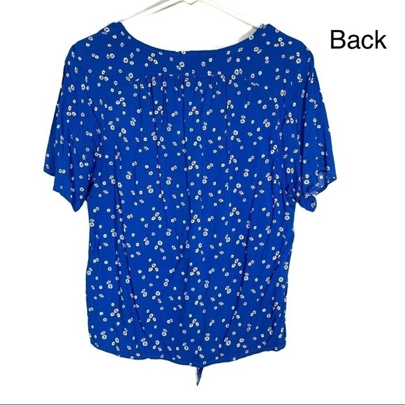 BeachLunchLounge Blue Daisy Floral Front Knot Tie Shirt Size Small - Picture 7 of 15